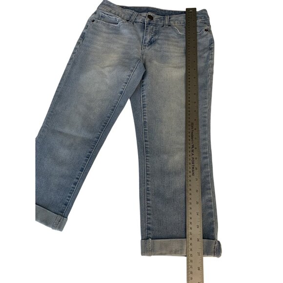 Time And Tru Womens Light Blue Denim Jeans Cropped Length Size 4 Small - Picture 6 of 8